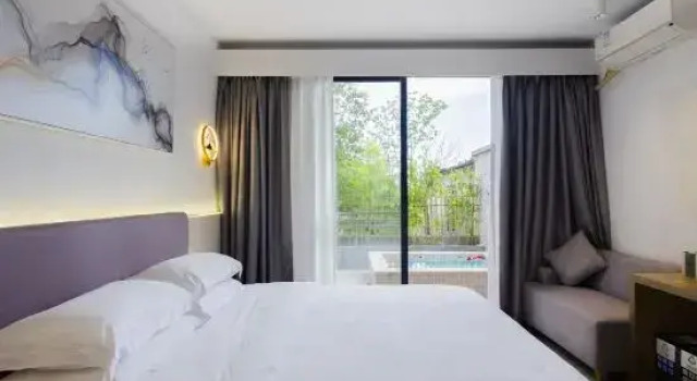 Номер Standard Garden Resort Hotel Dagang