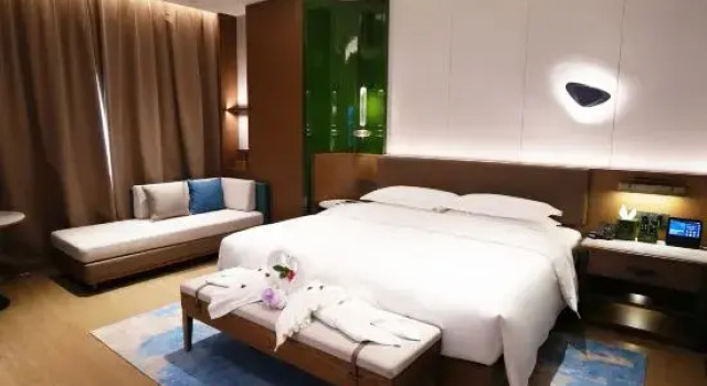 Люкс Deluxe Cheery Dragon Hotel Weihai Jiuzi holds