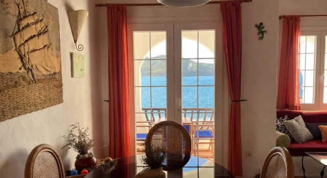 Amazing Sea View a Paradise Cosy Apartment, Rezerwuj Apartament Mercadal 