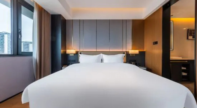 Люкс Executive с видом на город Chengdu Meiruihua Hotel (Sichuan Conservatory of Music Xindu East Station Branch)