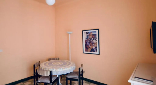 Appartement 2 Les Clématites, Забронировать Апартаменты/квартира Отели Ментон с парковкой, Парковка