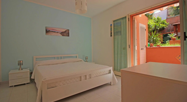Villetta Santa Lucia con patio e giardino by Wonderful Italy, Book Villa Hotels in Sicily with Parking, Parking