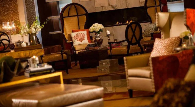 Номер Deluxe Renaissance Baton Rouge Hotel