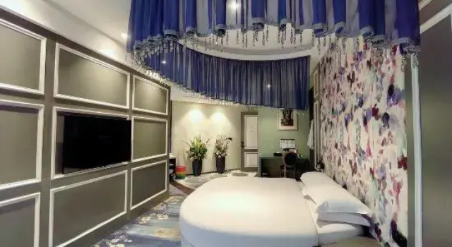 Люкс New Day Boutique Hotel