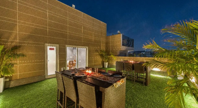 ROSASTAYS Gurugram Golf Course, Забронировать Отель Гургаон Gurgaon Region, рядом с Ansal University