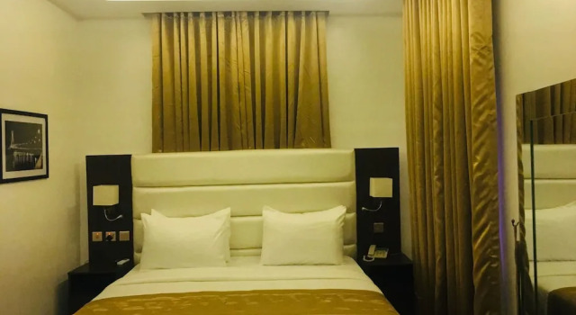 LuxeVilla 42, Rezerwuj Hotel Lekki Phase 1 