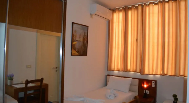 Standard cameră Bobi Hotel