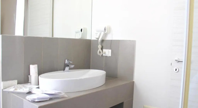 Standard Yhden hengen huone Up Room & Suite