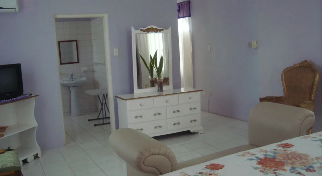 Diamond Villa Yoga & Wellness, Book Villa Hoteller i Montego Bay Coast med parkering, Parkering