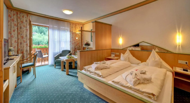 Wellness- und Wohlfühlhotel Waldeck, Varaa Hotelli Hotellit Baijeri pysäköinnillä, Pysäköinti