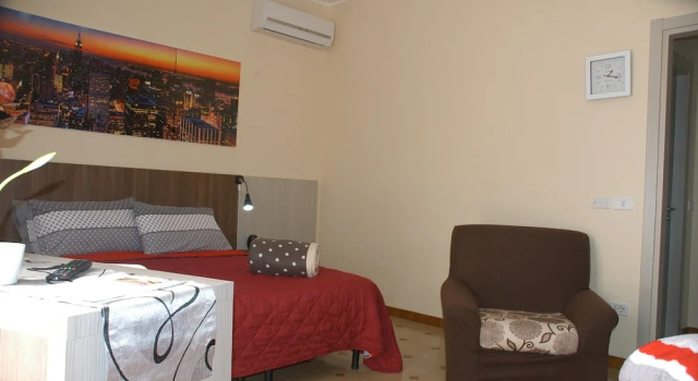 Трёхместный номер Standard с балконом Bed & Breakfast Hollywood