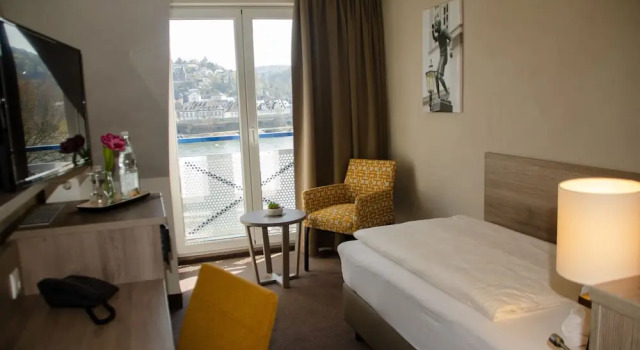 Одноместный клубный номер Standard с видом на реку Hotel Morjan