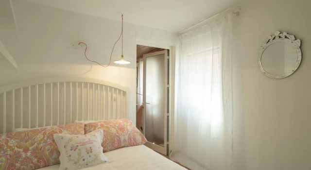 Апартаменты Light Filled Apartment near Chiado, By TimeCooler