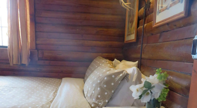 Log Cabin Motel, Забронировать Мотель Пайндейл Вайоминг