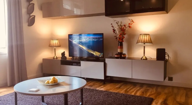 2 Bedroom Flat In Leafy Morningside, Prenota Hotel Hotel a Midlothian con parcheggio, Parcheggio