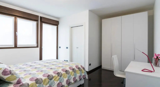 Апартаменты с 3 комнатами Martesana Apartment