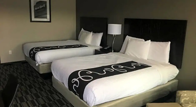 Номер Deluxe Catoosa Inn & Suites