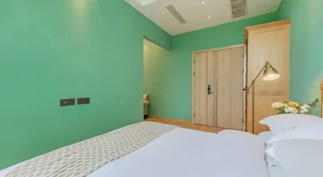 Семейный люкс с балконом Moganshan Yinsu Garden Camping Holiday Villa
