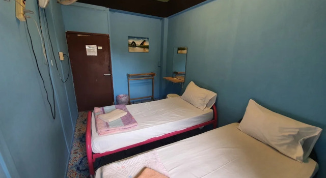 Good Dream Guesthouse - Hostel, Забронировать Хостел Отели Южного Таиланда с парковкой, Парковка