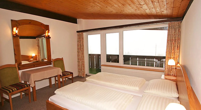 Chalet St. Wendelin - Typ A 15529, Забронировать Шале Отели Тироля с бассейном, Бассейн