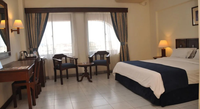 Royal Court Hotel