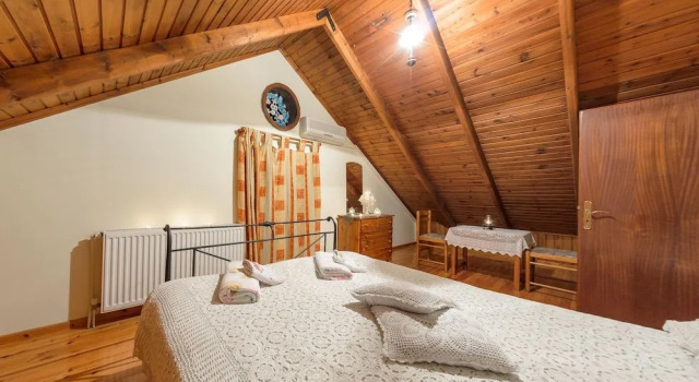 Borsalino Studios & Apartments