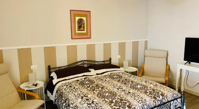CB House Holiday, Забронировать Отель Пьетрасанта Версилия