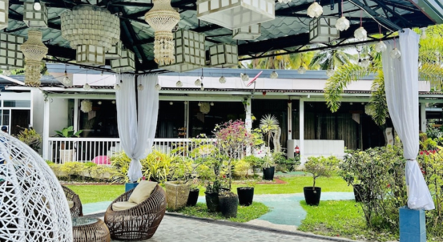 Jardin De Ysabelle and Hobbiton Cafe, Prenota Bed & breakfast Hotel a Mindanao con parcheggio, Parcheggio