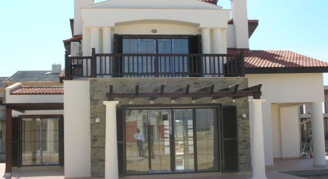 Royal Golf Villas
