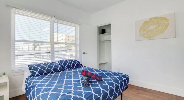 South Beach 2BR Condo Walk to Beach, Забронировать Апартаменты/квартира Апартаменты Майами-Бич, рядом с Музей Волфсониан — Международный университет Флориды, Апартаменты/квартира