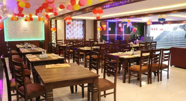 Hotel Shakti & Banquet By WB Inn, Prenota Hotel Gaya Bihar