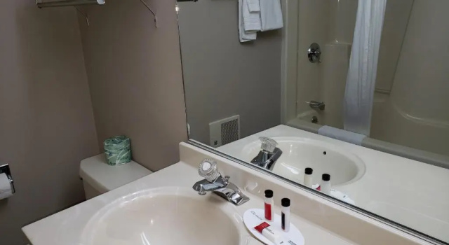 Номер Standard Watseka 24 Inn & Suites