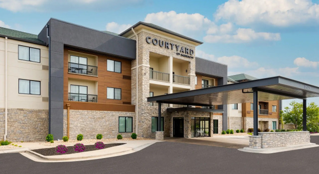 Courtyard by Marriott Springfield Airport