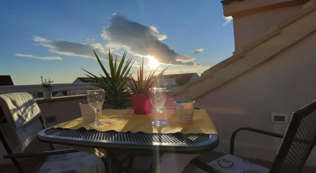 Апартаменты с видом на море Apartment Place 2 Stay