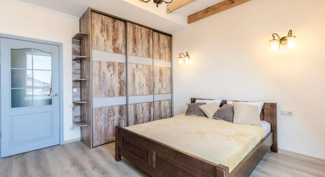 InshiApartments on Hazova str 4