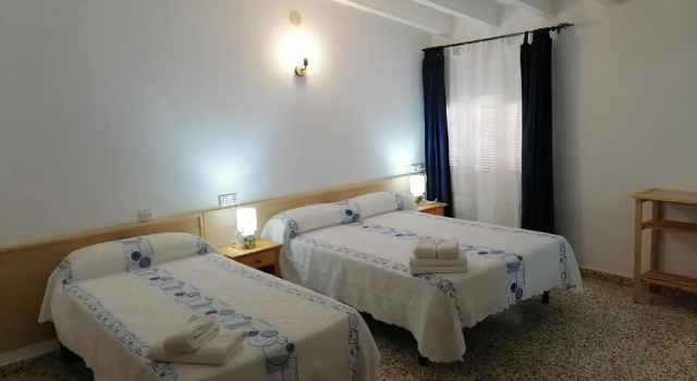 Трёхместный номер Standard Hostal Pepe