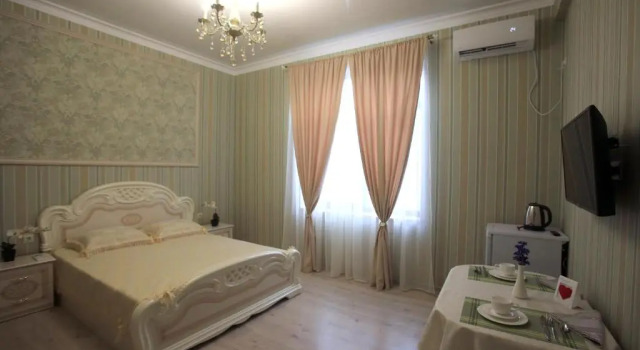 Люкс Guesthouse on Gulia 141