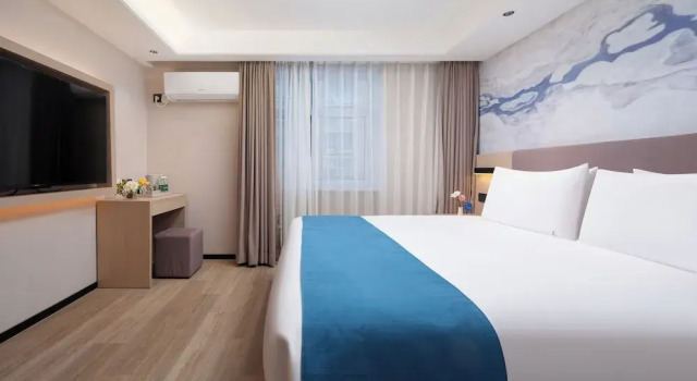 Номер Comfort NAIVE L Executive Apartments Coast City