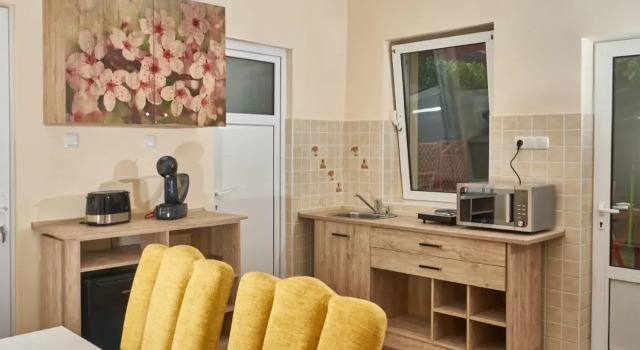 CONFORT HOUSE PLUS, Book Hotel Cheap Hotels in Alba Iulia