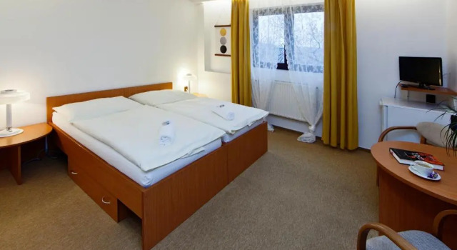 Standardowy trzyosobowy pokój Hotel Wolf