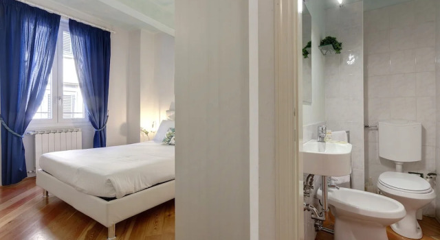 San Lorenzo Apartment by Mamo Florence, Забронировать Апартаменты/квартира Дуомо Флоренция, рядом с Дом Буонаротти
