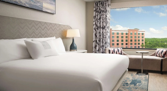 Двухместный люкс Royale с видом на бассейн Caribe Royale Orlando