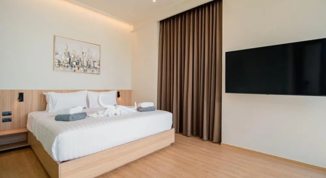 Elegant Aileen 3 Bedroom Pool Villa Naithon