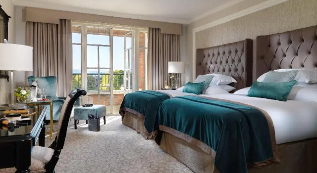 Четырёхместный номер Premium с балконом InterContinental Dublin by IHG