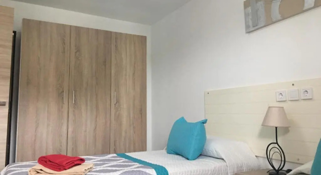 Apartamento con Vistas al Mar, Забронировать Апартаменты/квартира Отели Плайя дель Инглес с бассейном, рядом с Экуменический храм Эль-Сальвадор, Бассейн