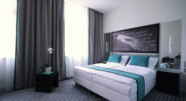 Номер Executive Red & Blue Design Hotel Prague