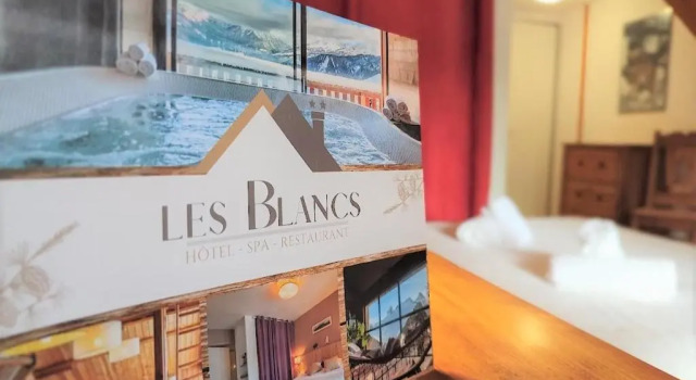 Трёхместный номер Standard Chalet Hôtel Les Blancs
