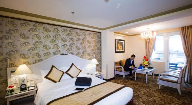 Люкс с балконом Chalcedony Grand Hotel