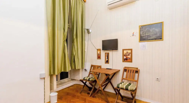 Two Stars Two Beds Downtown Apartment, Забронировать Апартаменты/квартира Отели Дубровника с парковкой, рядом с Marin Drzic Theatre, Парковка