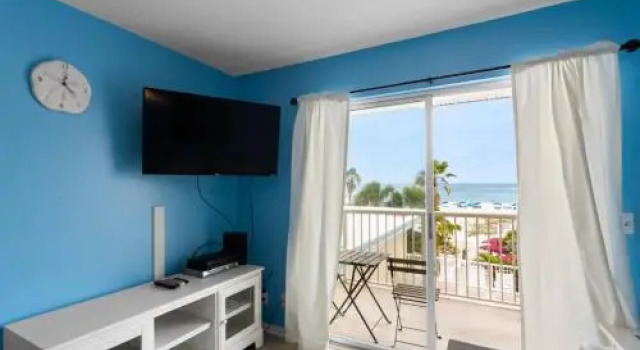 332 at Surf Song Resort by RedAwning